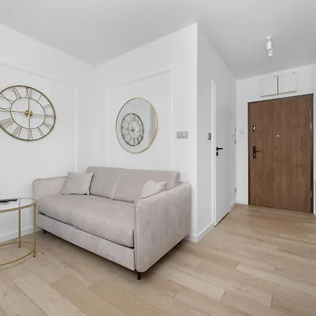 Apartment Nowoczesny Typu W Centrum Wroclawia Z Parkingiem By Renters *
