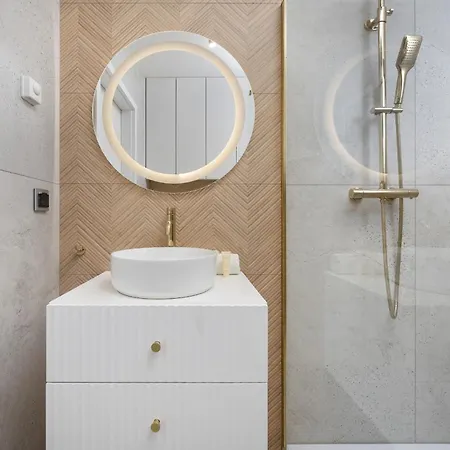 Apartment Nowoczesny Typu W Centrum Wroclawia Z Parkingiem By Renters *